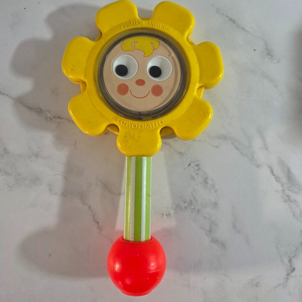 Vintage 1973 Fisher- Price Infant Flower Rattle Mirror# 424
